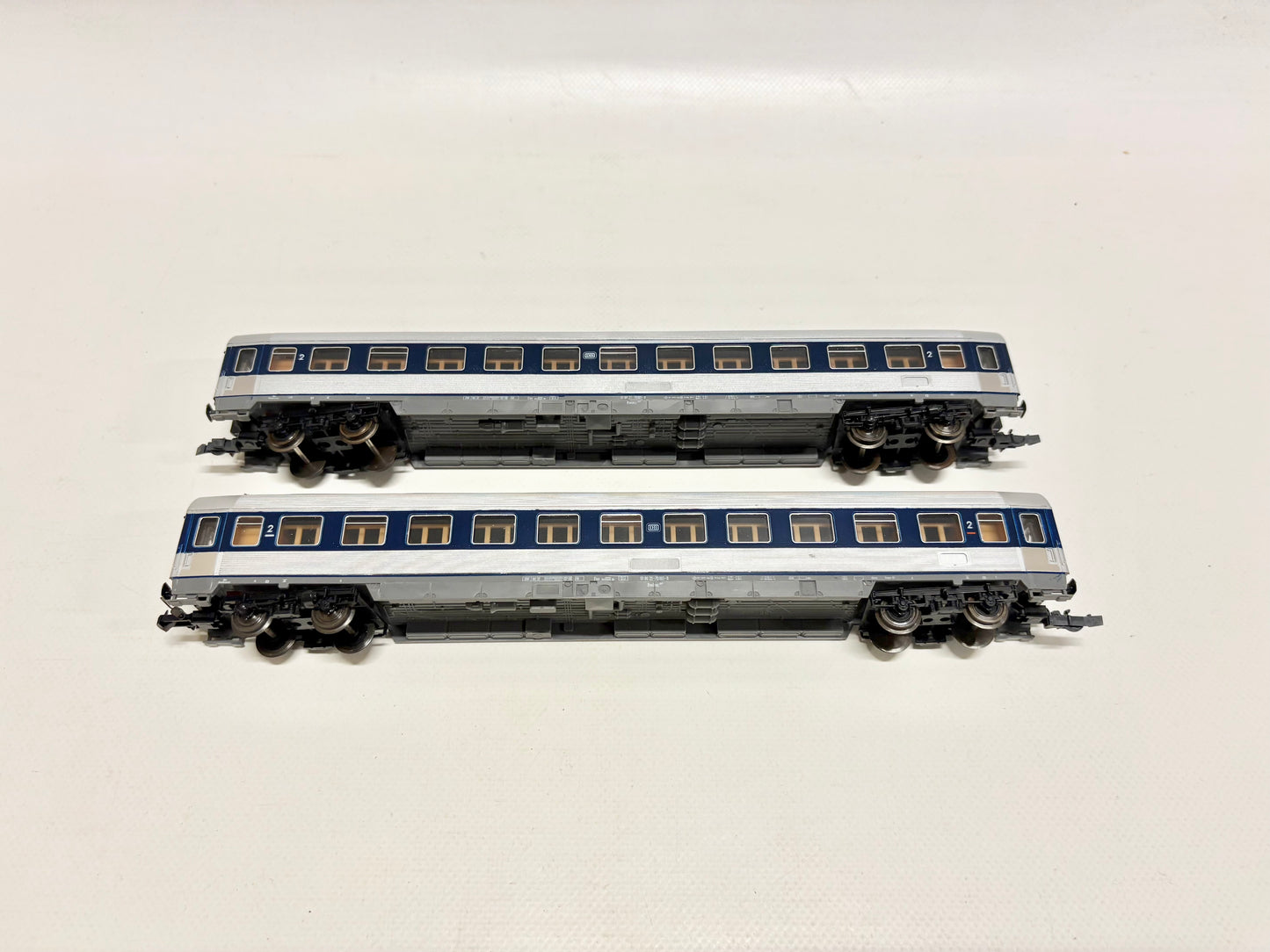 Roco 2x Personenwagen DB DC H0
