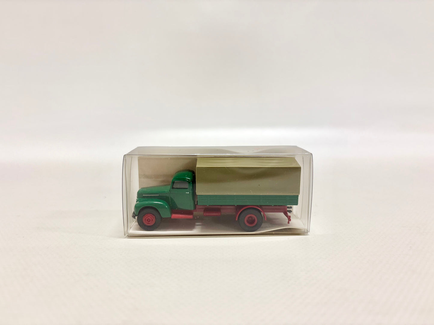 Brekina 49001 Ford FK 3500 LKW H0
