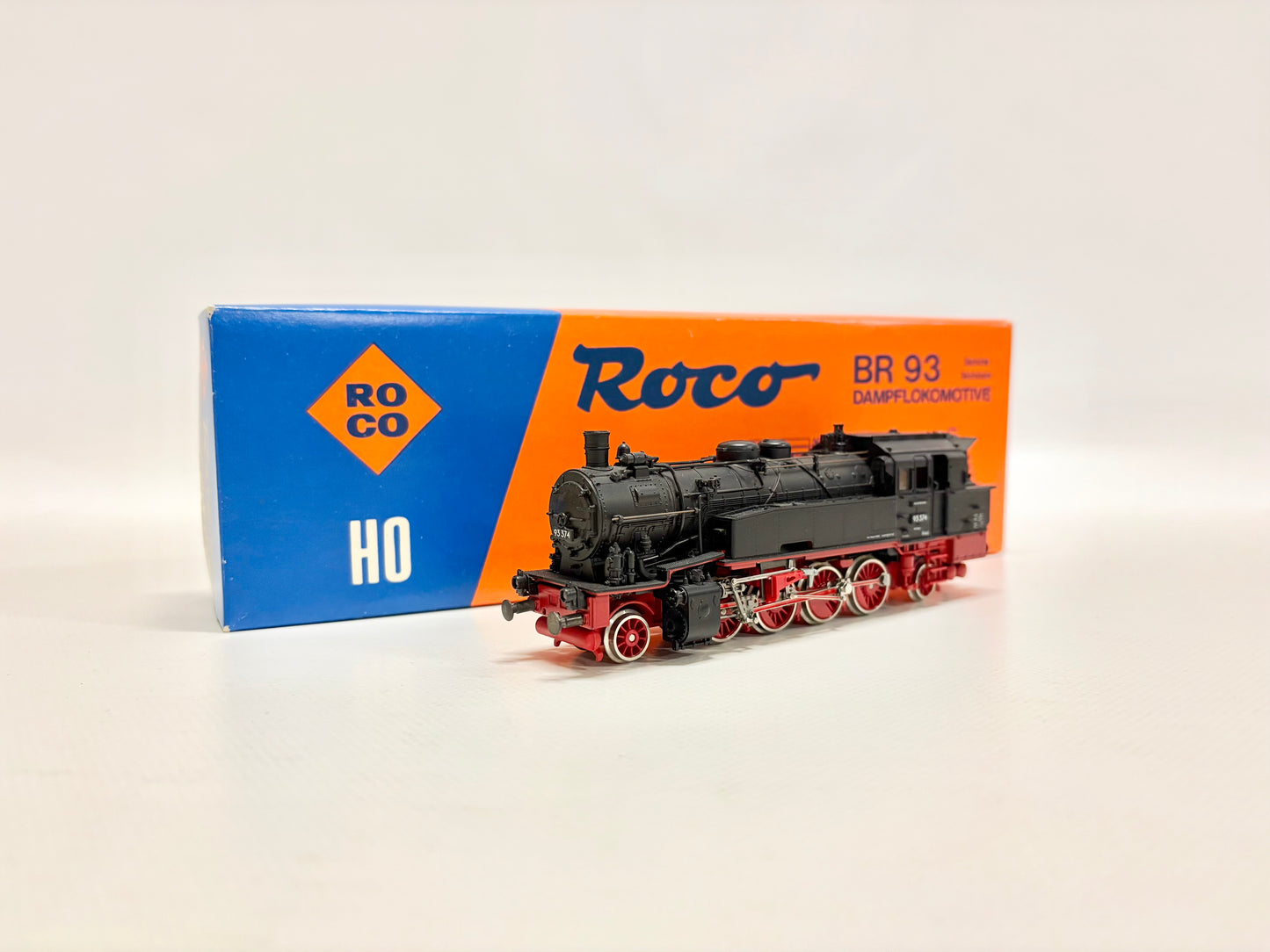 Roco 04122A Dampflok Br 93 374 DR DC H0