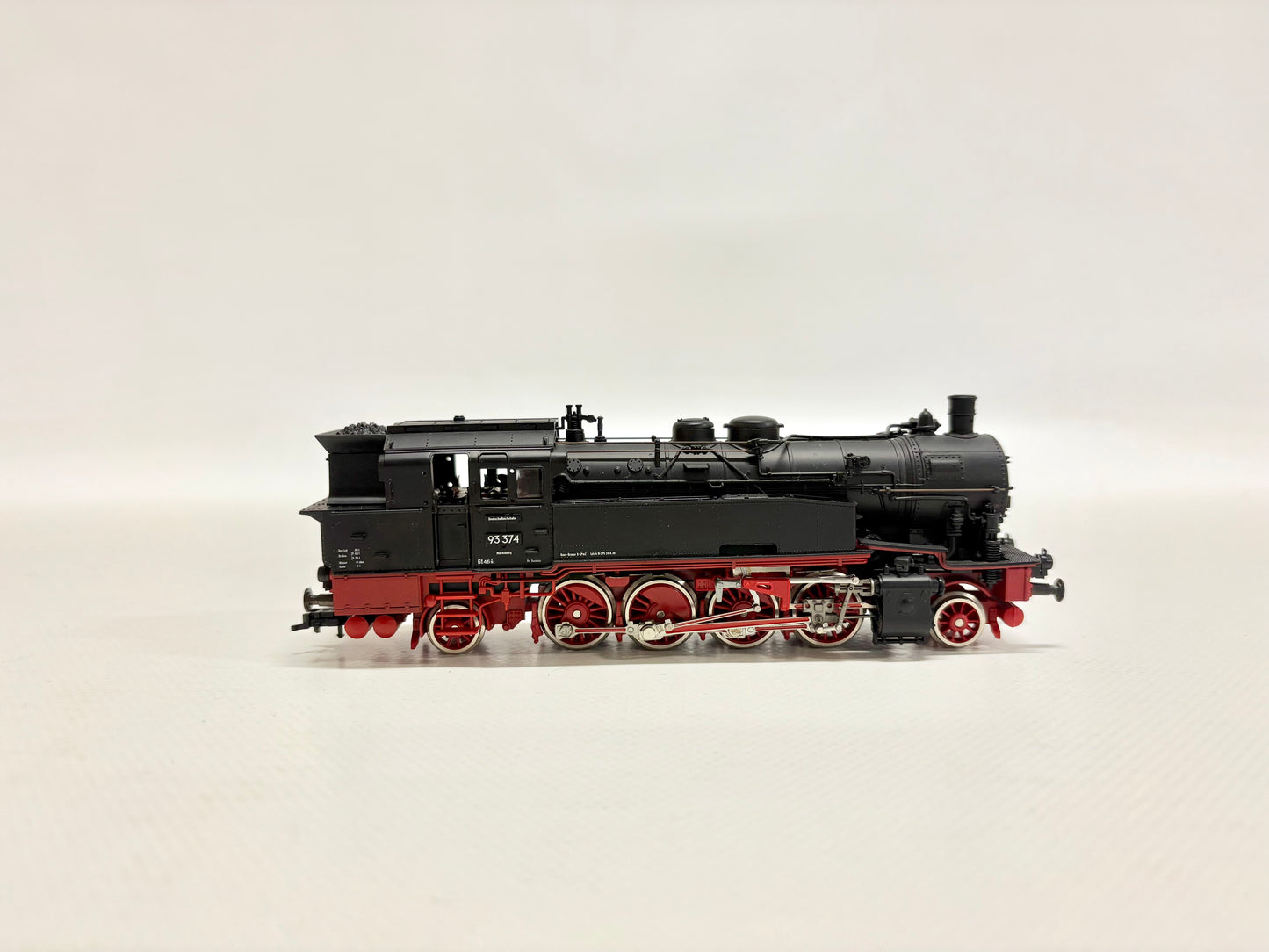 Roco 04122A Dampflok Br 93 374 DR DC H0