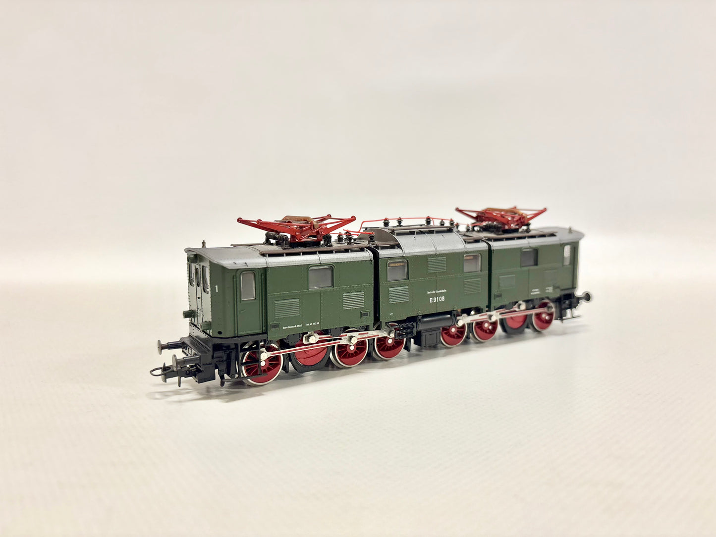 Roco 04139S E-Lok Br E91 08 DB DC H0