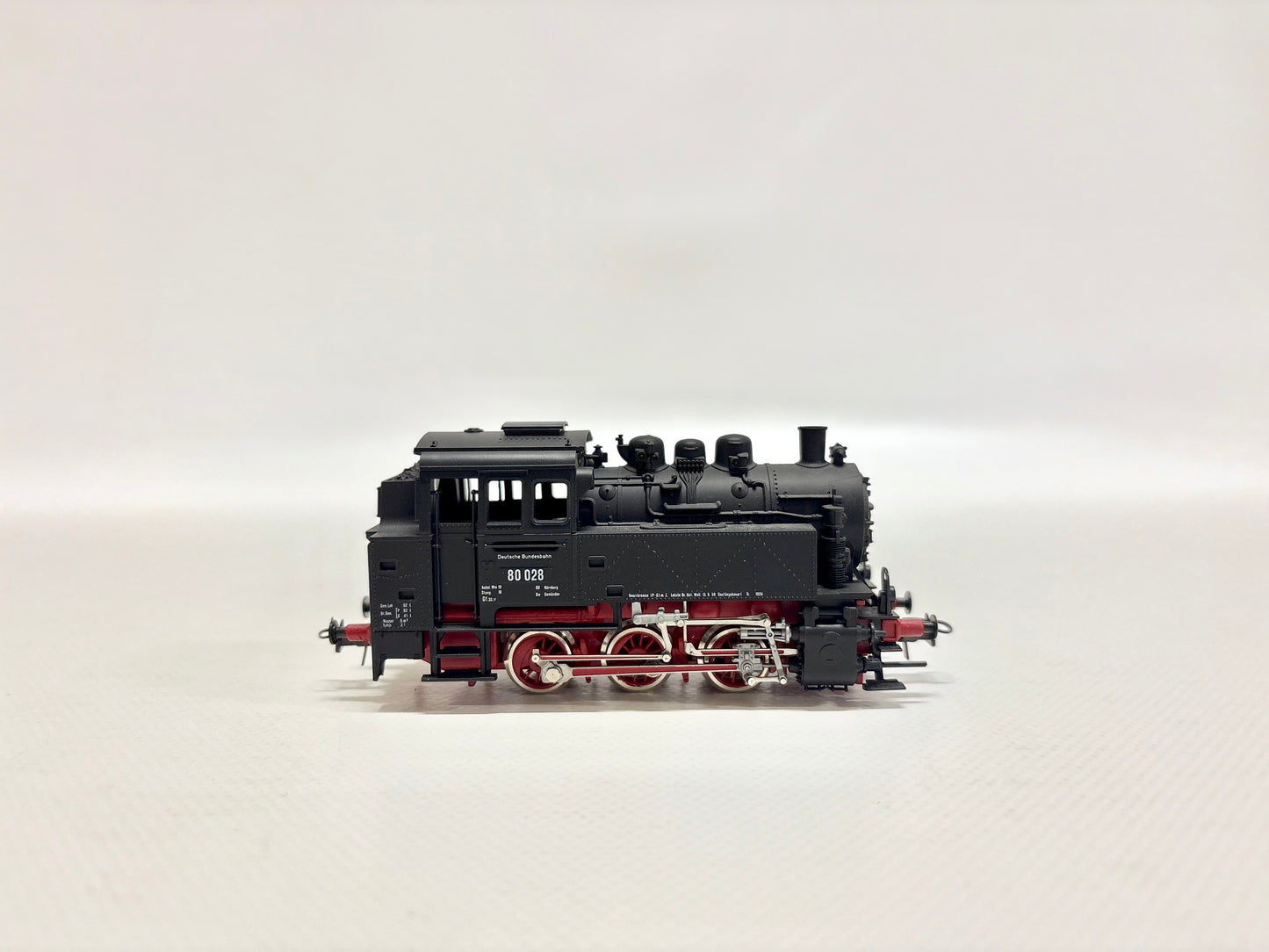 Roco 04114A Dampflok Br 80 028 DB DC H0