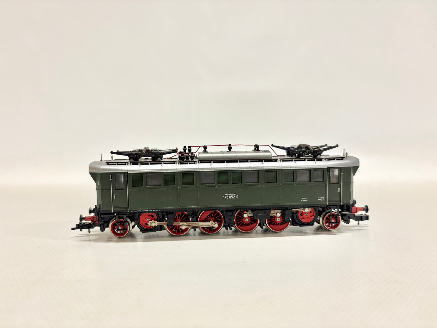 Trix 2431 E-Lok Br 175 052-0 DB DC H0