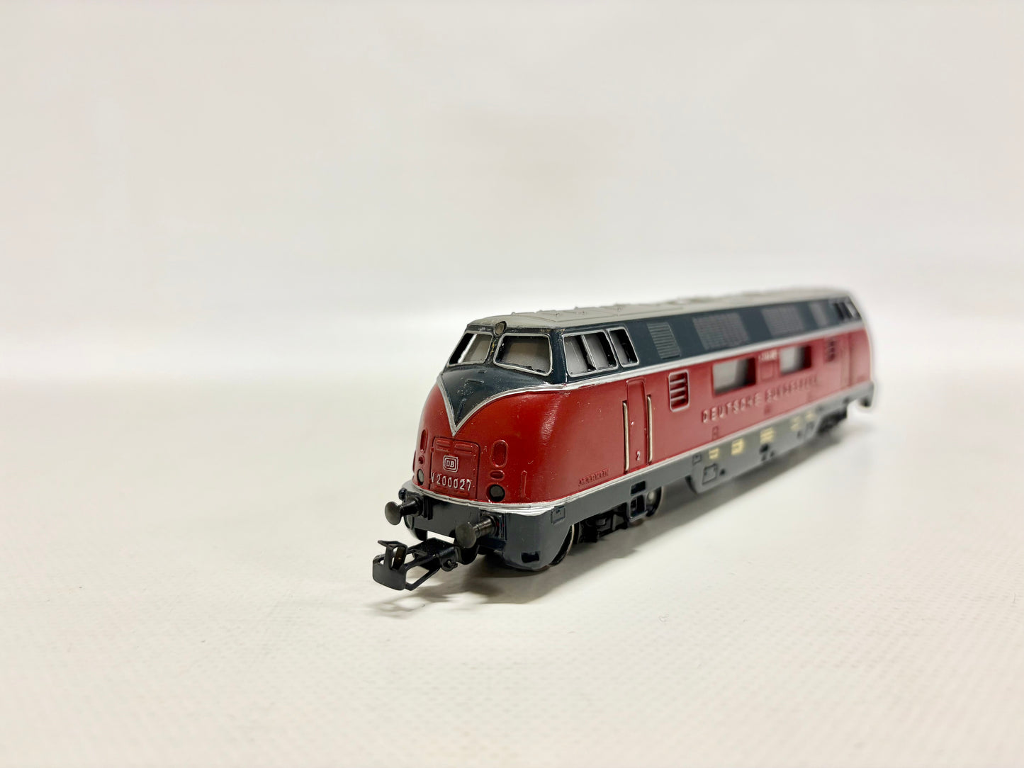 Märklin 3021 Diesellok V200 027 DB AC H0