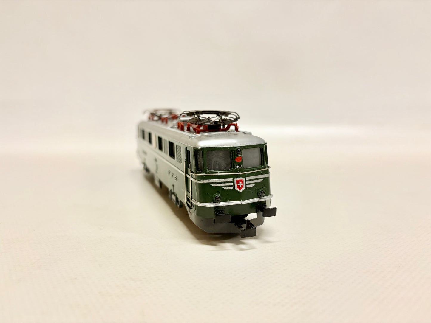 Märklin 3050 E-Lok Ae 6/6 SBB AC H0